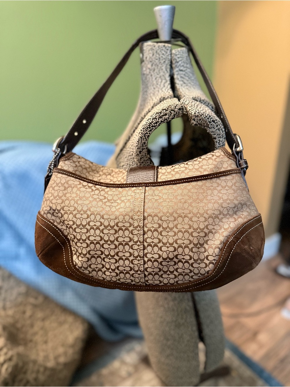 Coach Brown Signature Canvas Shoulder Bag with Dark Brown Leather Trim - Picture 7 of 12